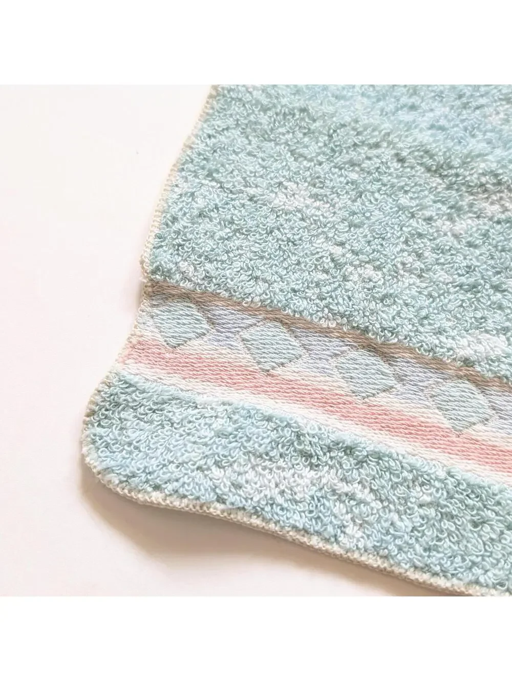 1980s Vintage Pastel Green Hand Towel & Washcloth Set